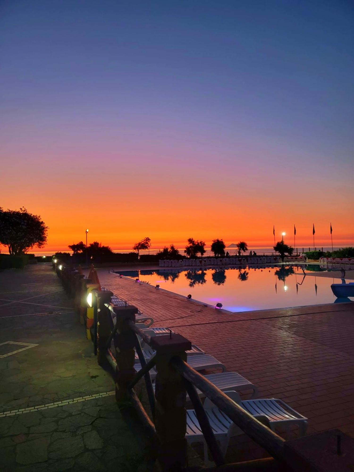 Villaggio Hotel Club Calanovellamare Пирайно Екстериор снимка
